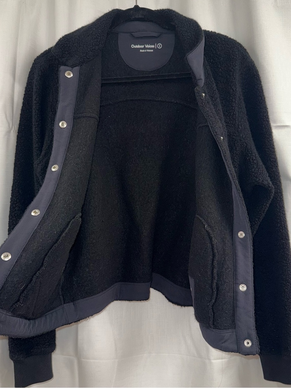 Outdoor Voices Black Plush Sherpa Snap Jacket Women’s Size Small - Picture 3 of 8